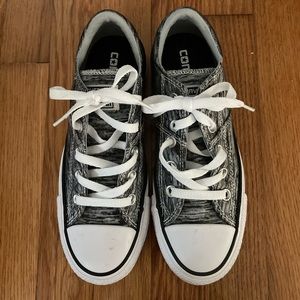 Black and white Converse low tops